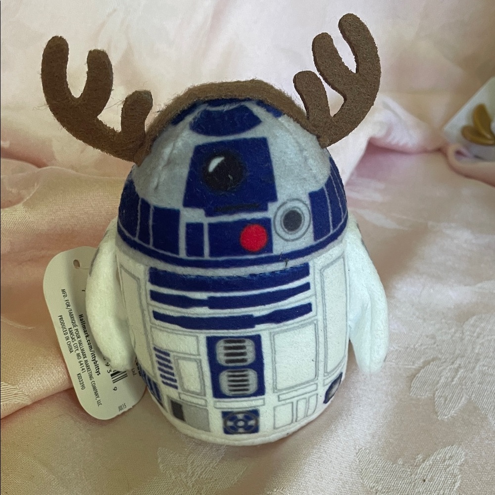 Hallmark Holiday R2D2  Itty Bitty Plush with Blue and White Accents